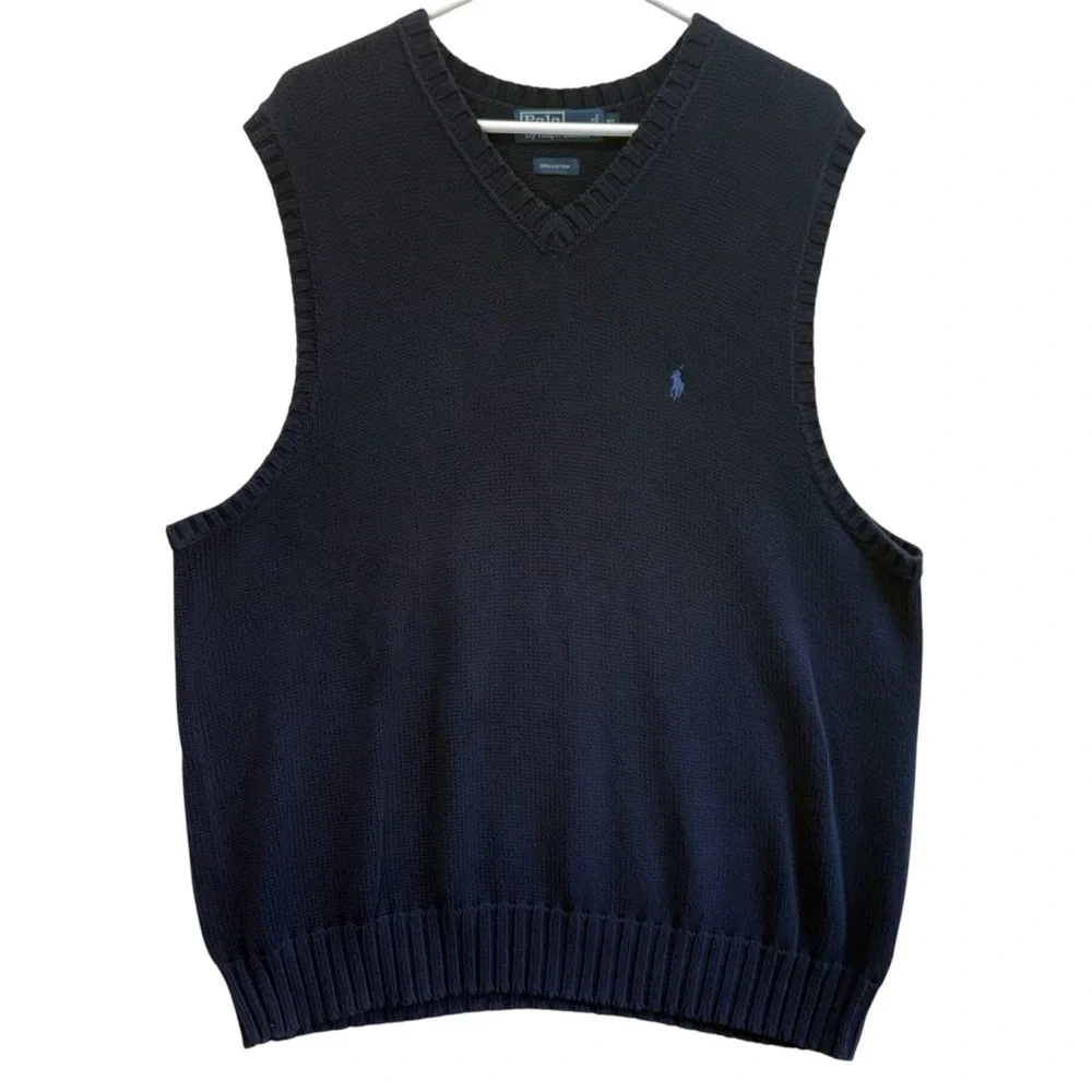 Ralph Lauren Men's Navy V-Neck Sweater Vest. Size XL